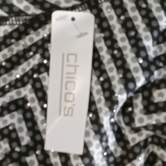 NWT Women's Weekend by Chico's 3/4 Sleeve Embellished Top - Picture 7 of 8